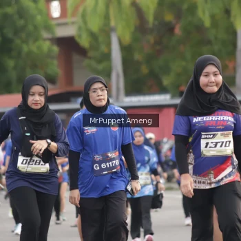 Runner Photo 3892536