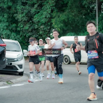 Runner Photo 3892559
