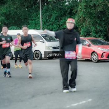 Runner Photo 3892586