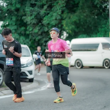 Runner Photo 3892606