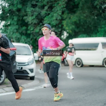 Runner Photo 3892625