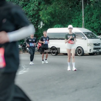 Runner Photo 3892638