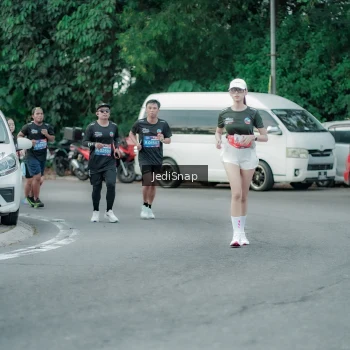 Runner Photo 3892650