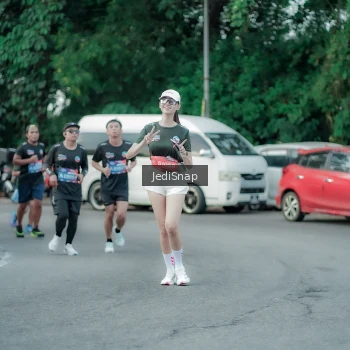 Runner Photo 3892655