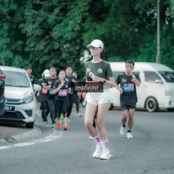 Runner Photo 3892680