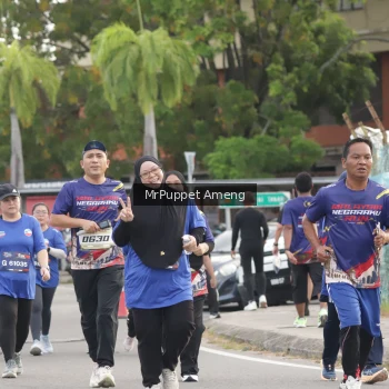 Runner Photo 3892690