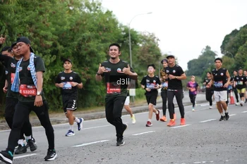 Runner Photo 3892744