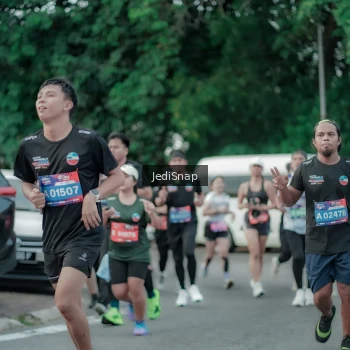 Runner Photo 3892747