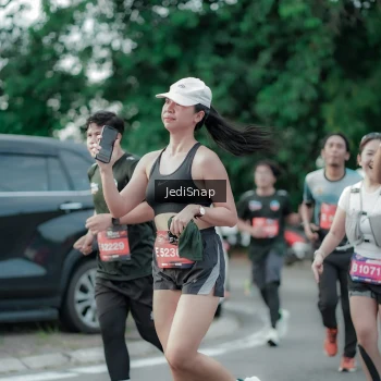 Runner Photo 3892805