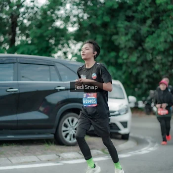 Runner Photo 3892814