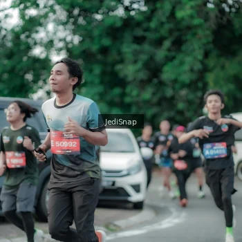 Runner Photo 3892824