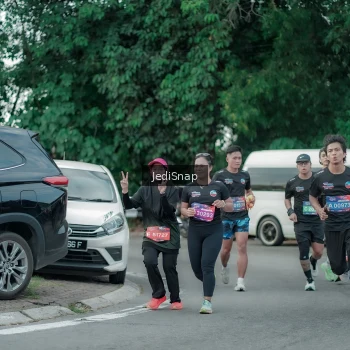 Runner Photo 3892862