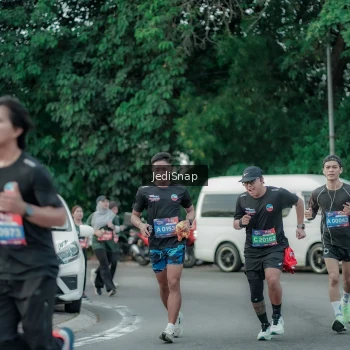 Runner Photo 3892882