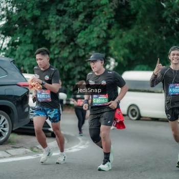 Runner Photo 3892883