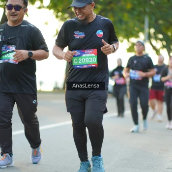 Runner Photo 3892910