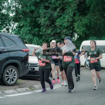 Runner Photo 3892943