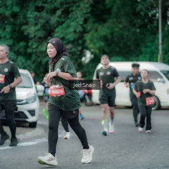 Runner Photo 3892980