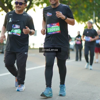 Runner Photo 3892986