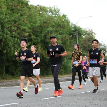 Runner Photo 3892991