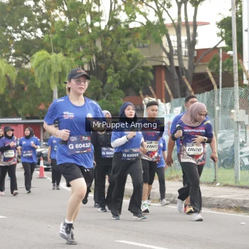 Runner Photo 3892995