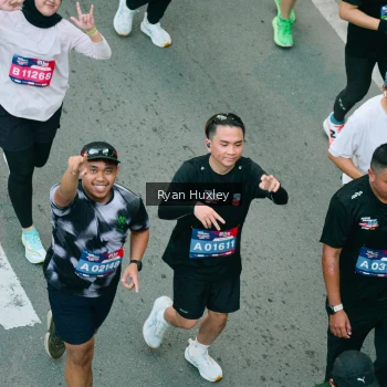 Runner Photo 3893019
