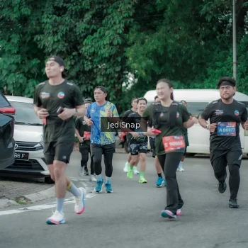 Runner Photo 3893021