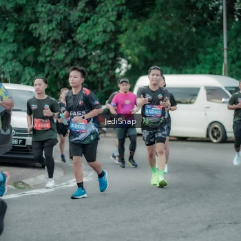 Runner Photo 3893026