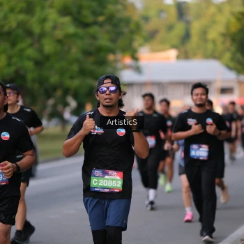 Runner Photo 3893033