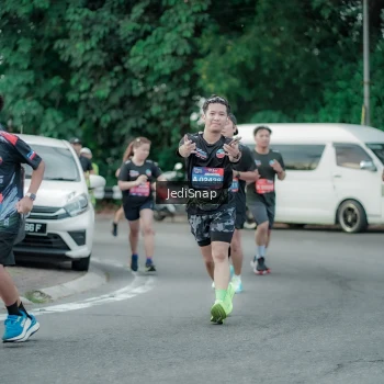 Runner Photo 3893038