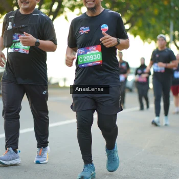 Runner Photo 3893052