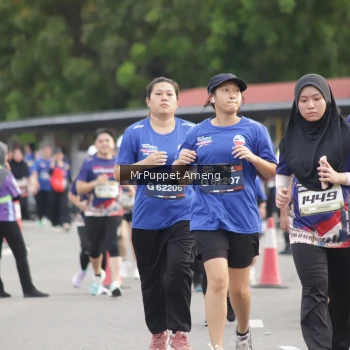 Runner Photo 3893055