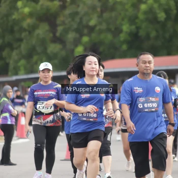 Runner Photo 3893073