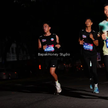 Runner Photo 3893085