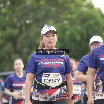 Runner Photo 3893091