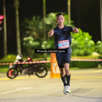 Runner Photo 3893101