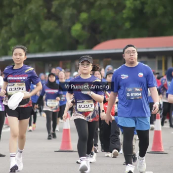 Runner Photo 3893108