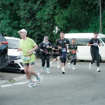 Runner Photo 3893134