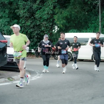Runner Photo 3893135