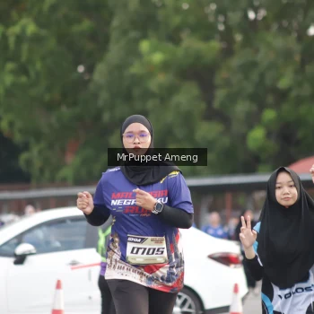 Runner Photo 3893146