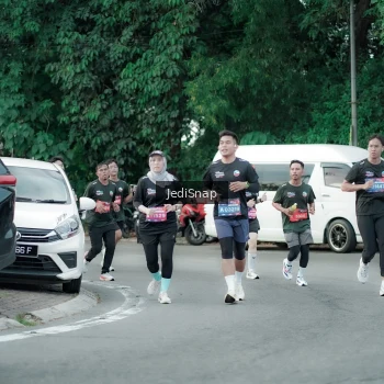 Runner Photo 3893147