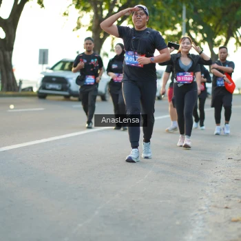 Runner Photo 3893149