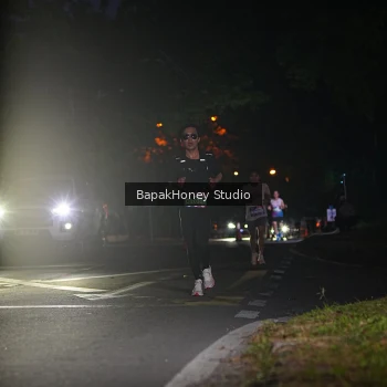 Runner Photo 3893171