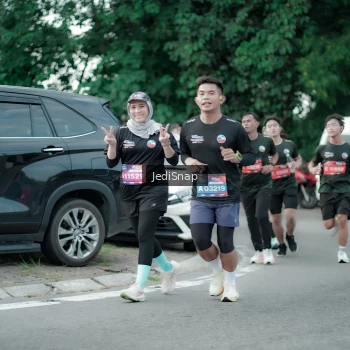 Runner Photo 3893181