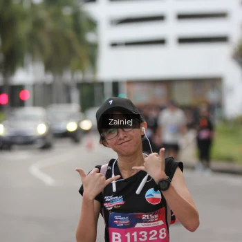 Runner Photo 3893186