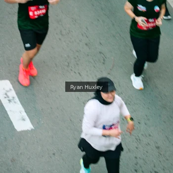Runner Photo 3893194
