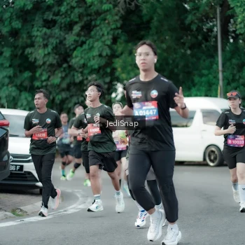 Runner Photo 3893195