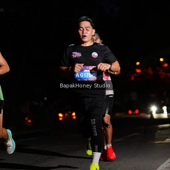 Runner Photo 3893216