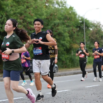 Runner Photo 3893235