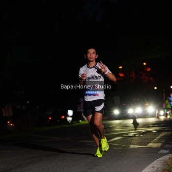 Runner Photo 3893242