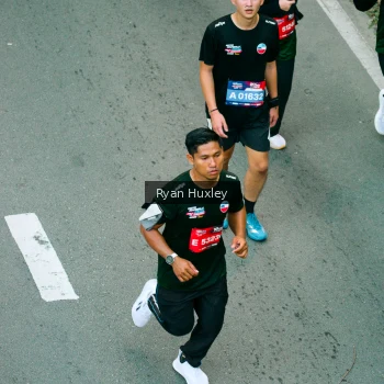Runner Photo 3893256